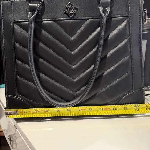 Glass Ladder Everly Quilted Work Tote Black - Picture 6 of 8